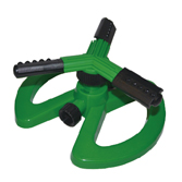 3-Arm Plastic Sprinkler With Plastic Base W-4100